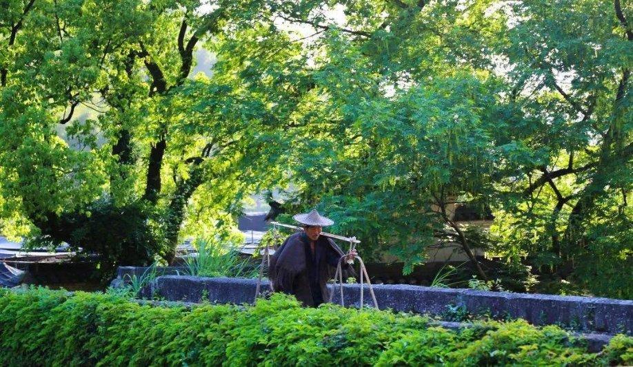 一旦发现工人装修砌墙不加此物,一分钱也别付,让他拆了重装返工